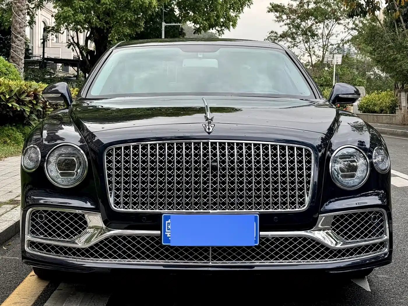 Bentley Flying Spur 2011 2010 6.0T 5-seater Version