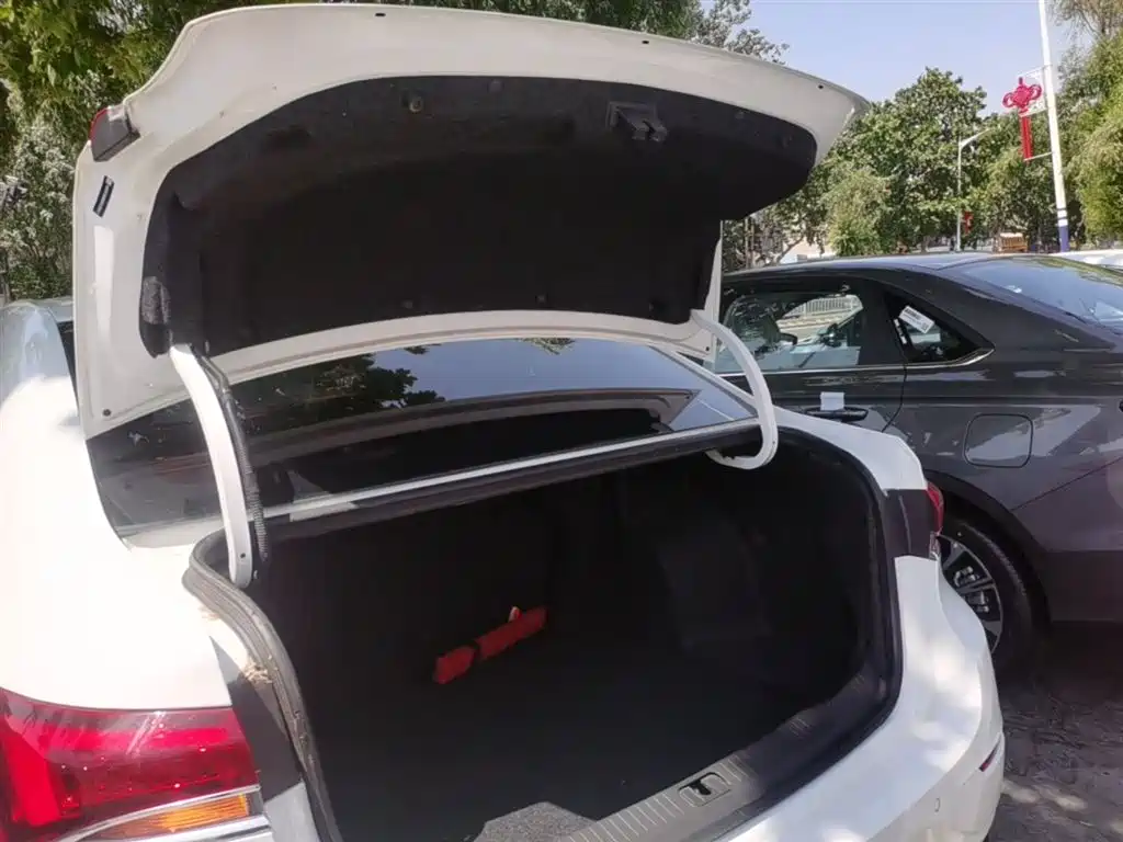 Buick Excelle 2021 Facelift Exemplar 1.5L Auto Elite фото 19