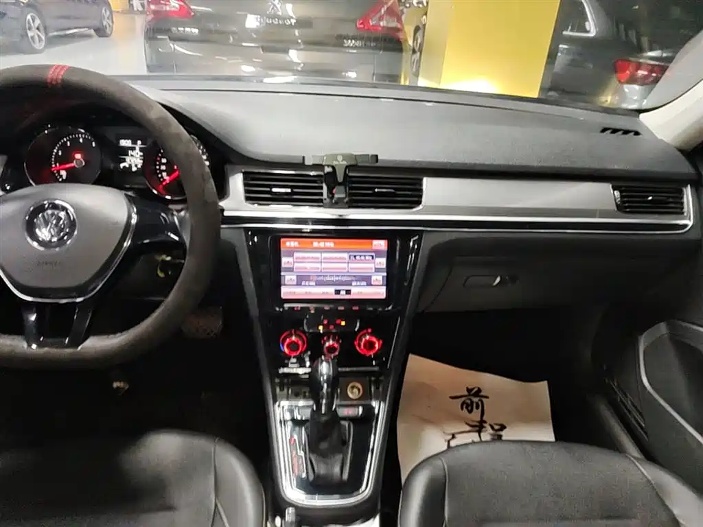 Volkswagen Bora 2017 1.6L Automatic Comfort фото 13