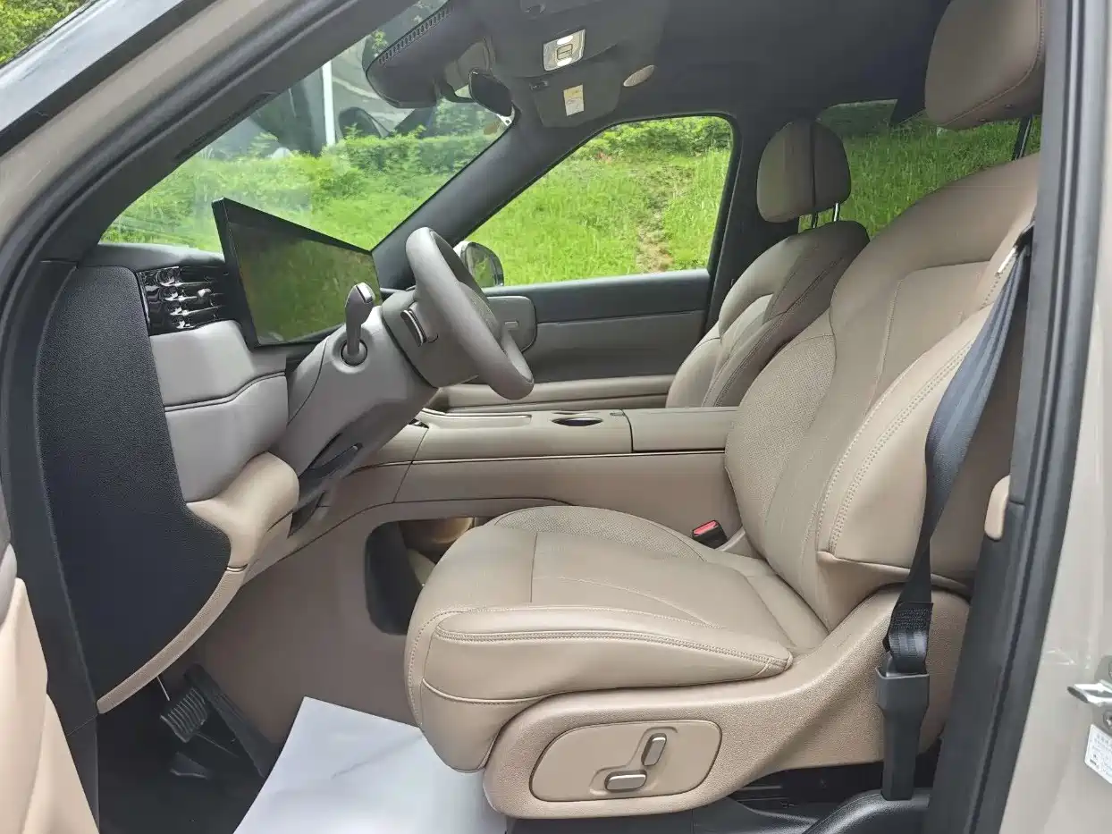 IM Motors IM LS8 2026 2026 Model Base Version 5-seater Long Range Edition
