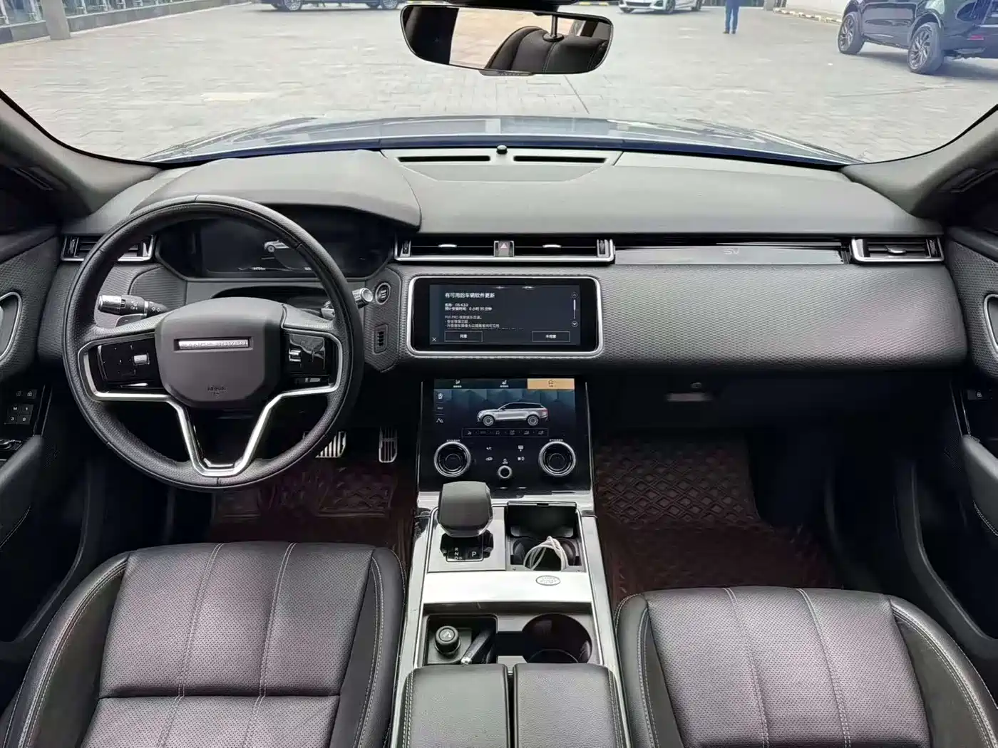 Land Rover Range Rover Velar 2021 P250 Gloss Black Collector's Edition фото 6