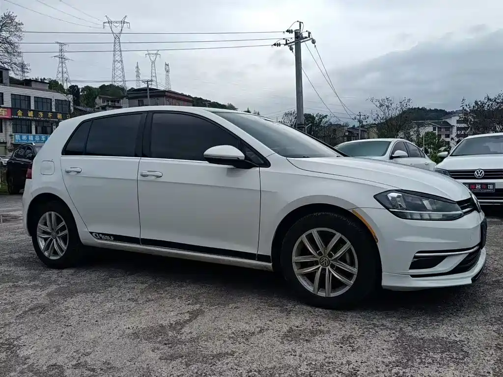 Volkswagen Golf 2019 280TSI DSG Comfort China VI фото 3