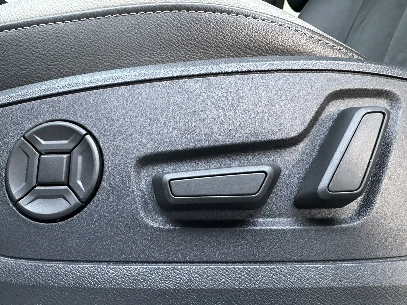 Audi Q3 2023 35 TFSI Fashion Dynamic (1.4T) фото 8