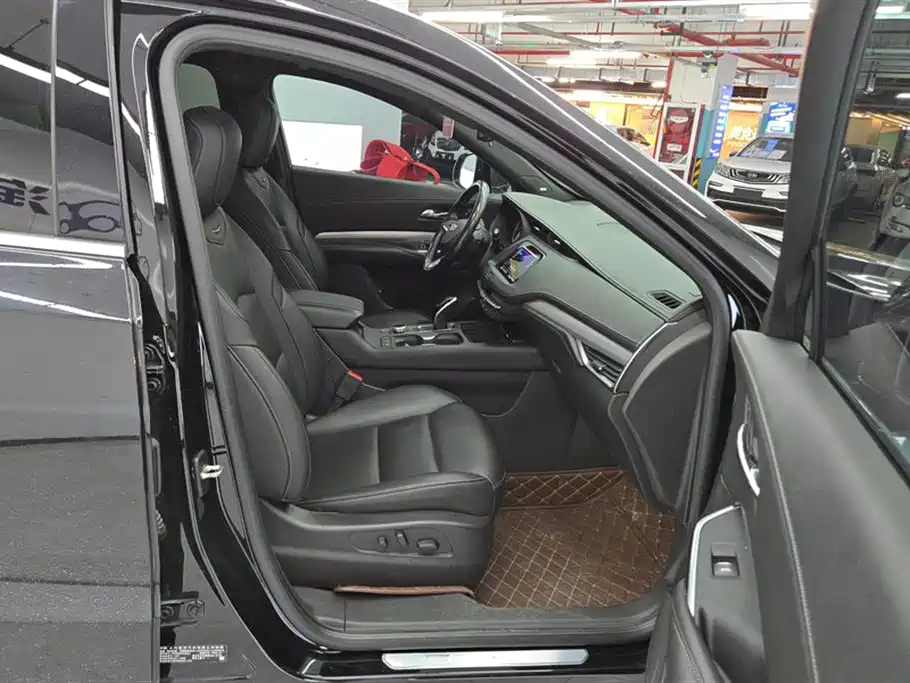 Cadillac XT4 2020 28T 2WD Luxury фото 8