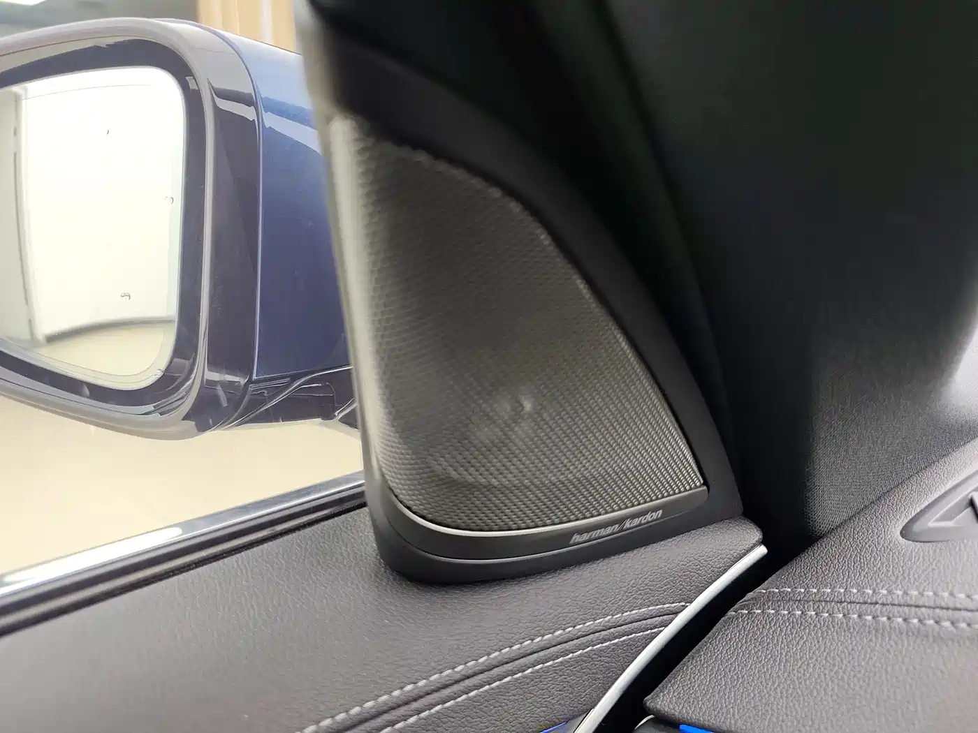 BMW 5 Series 2021 530Li Premium M Sport Package фото 13