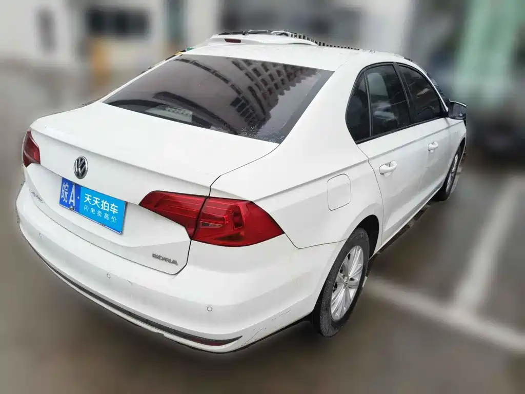 Photo 2 - Volkswagen Bora