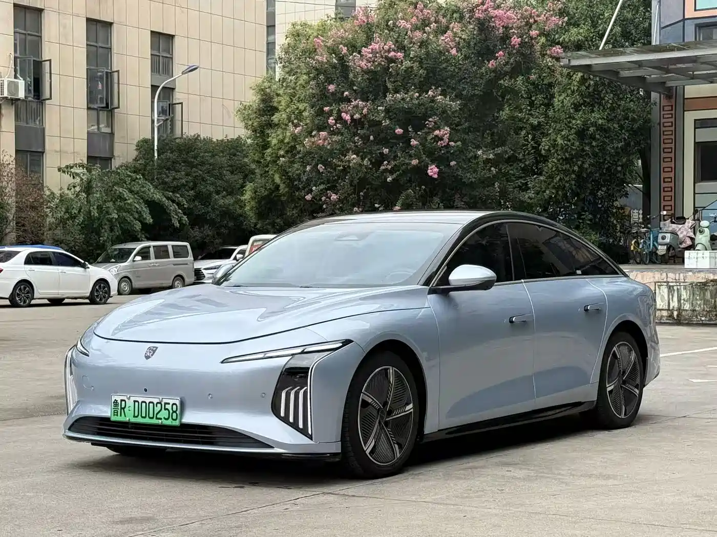 Dongfeng Fengxing Stellar S7 2024 2024 555 Luxury Edition