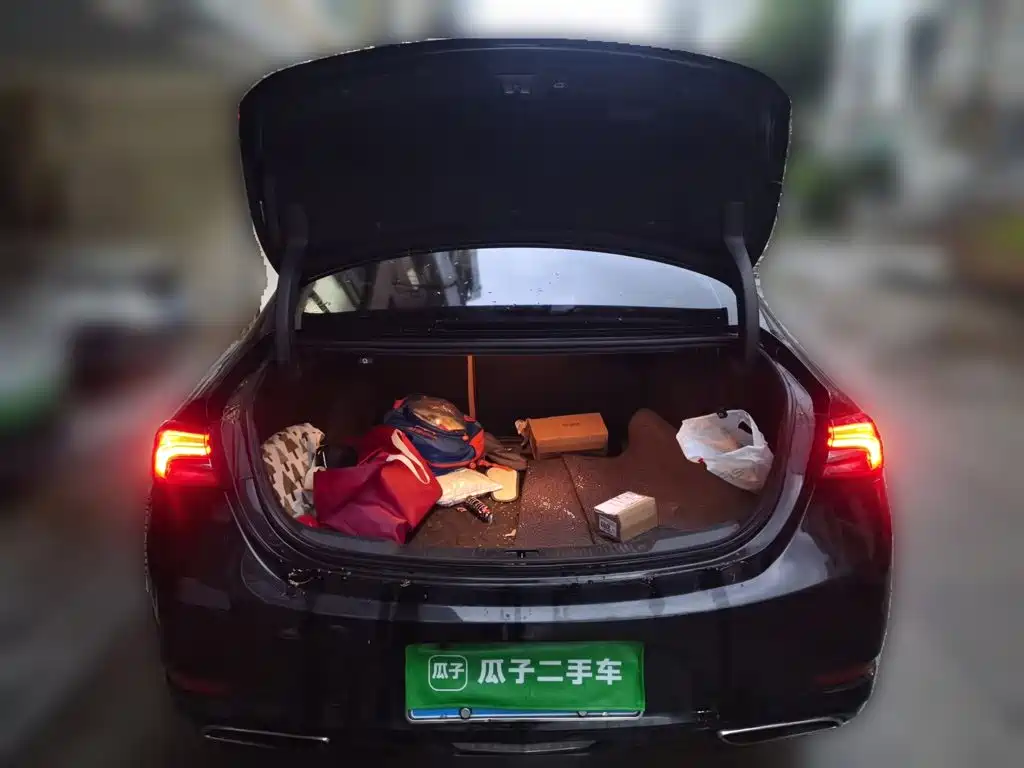 Photo 10 - Buick LaCrosse