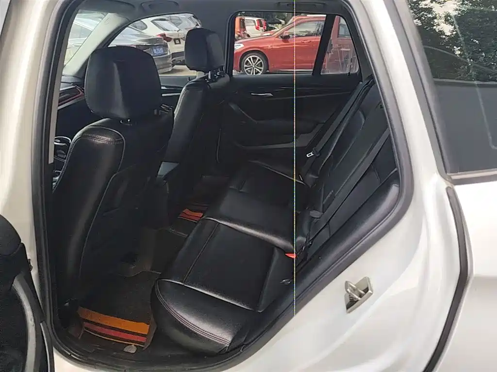 BMW X1 2015 Model sDrive18i Fashion Advanced Edition фото 17