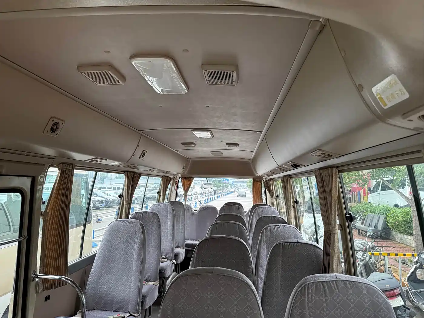 Toyota Coaster 2009 2007 2.7L Gasoline Premium Upgrade Edition 23-seater