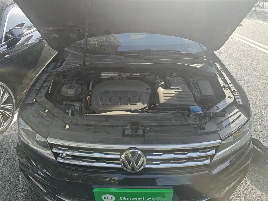 Volkswagen Tiguan L 2021 330TSI Automatic 2WD R-Line Premium фото 21