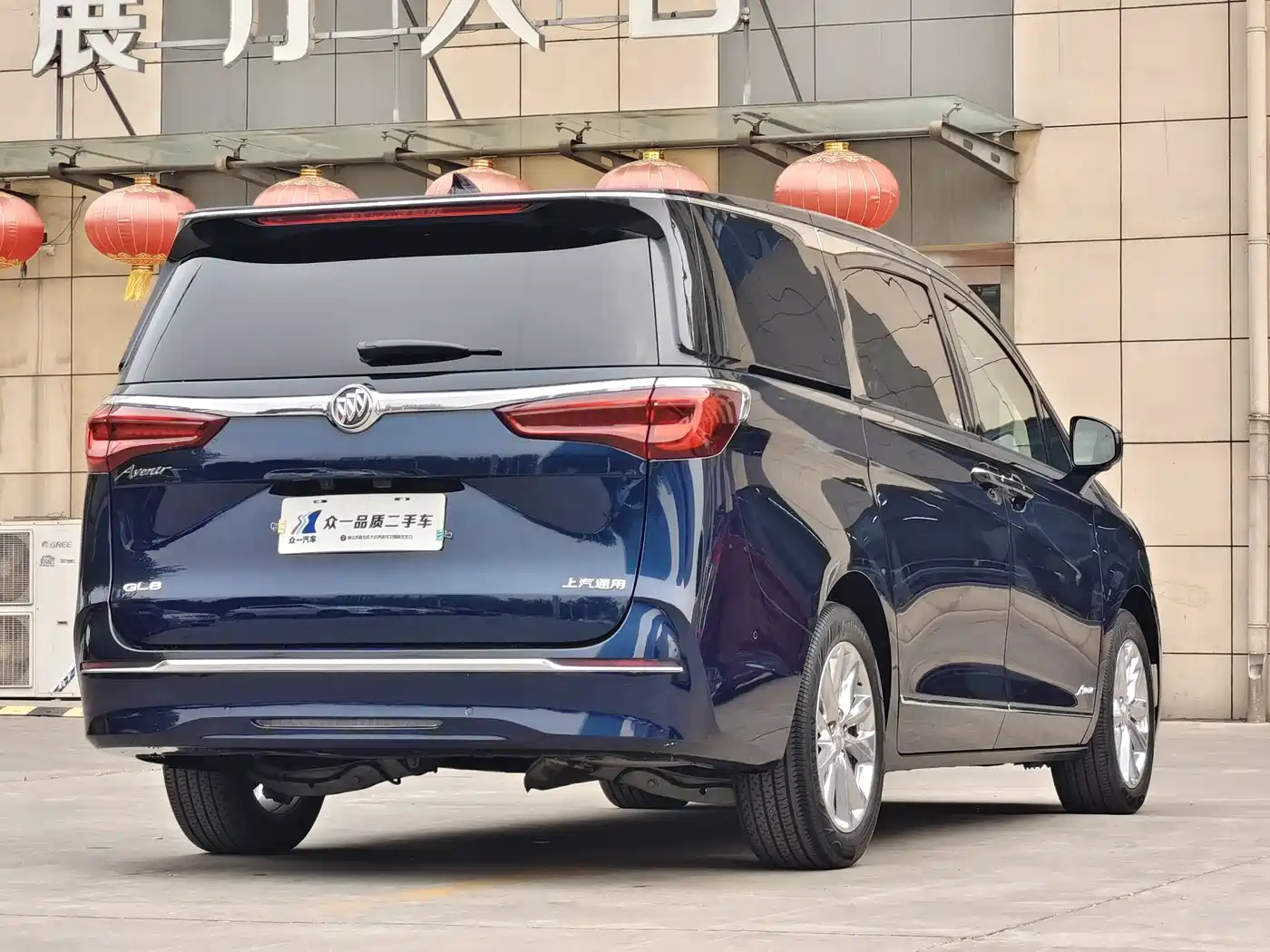 BUICK GL8