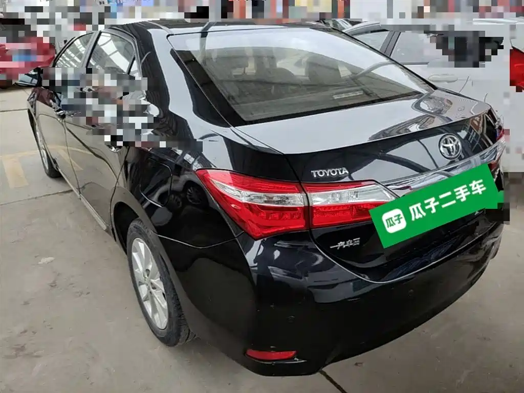 Toyota Corolla 2017 Model 1.2T CVT GL-i Leather Edition фото 5