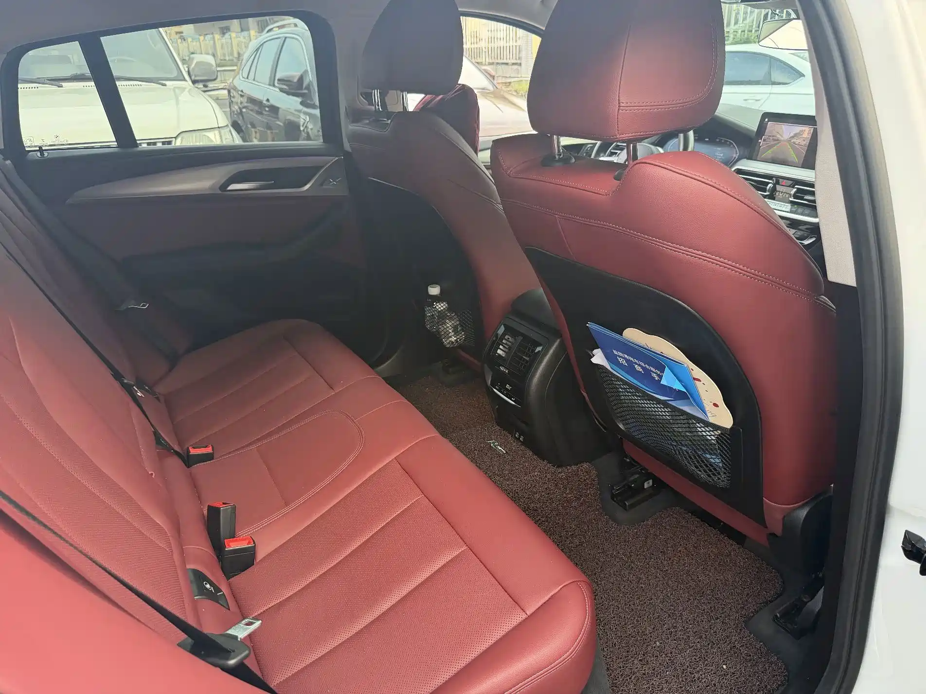 Фото 16 - BMW X4