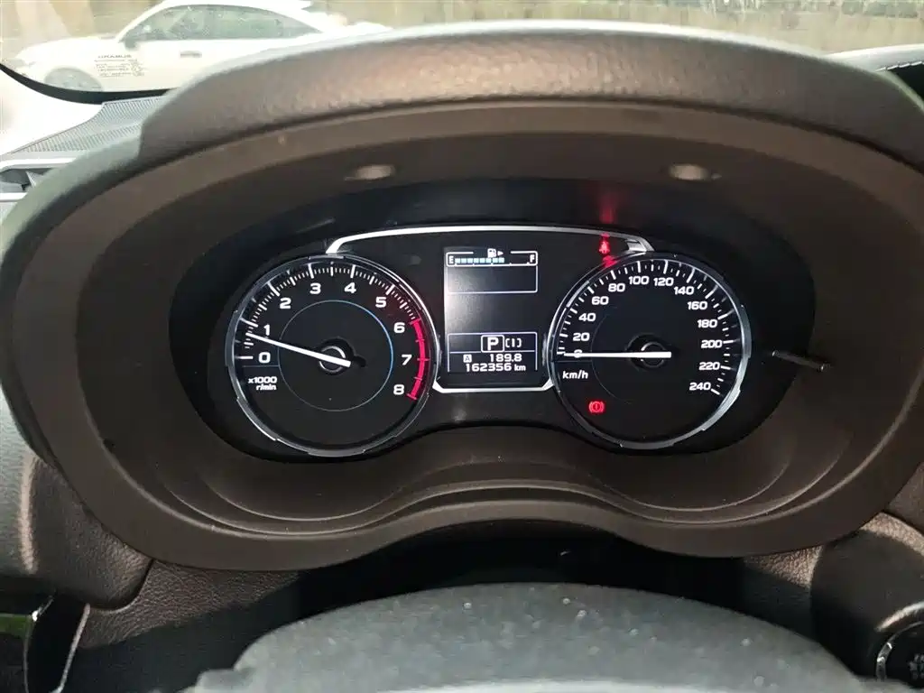 Subaru Forester 2016 2.5i Prestige Navigation Edition фото 12