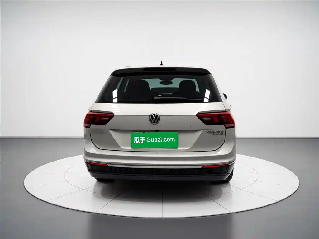 Volkswagen Tiguan L 2018 330TSI Automatic 2WD Luxury Edition фото 5