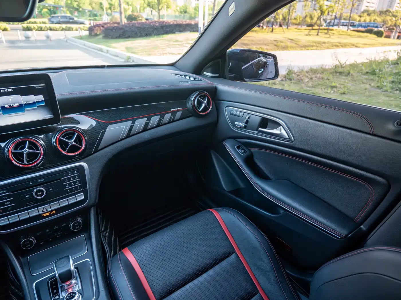 Mercedes-Benz CLA AMG 2017 Facelift AMG CLA 45 4MATIC фото 12