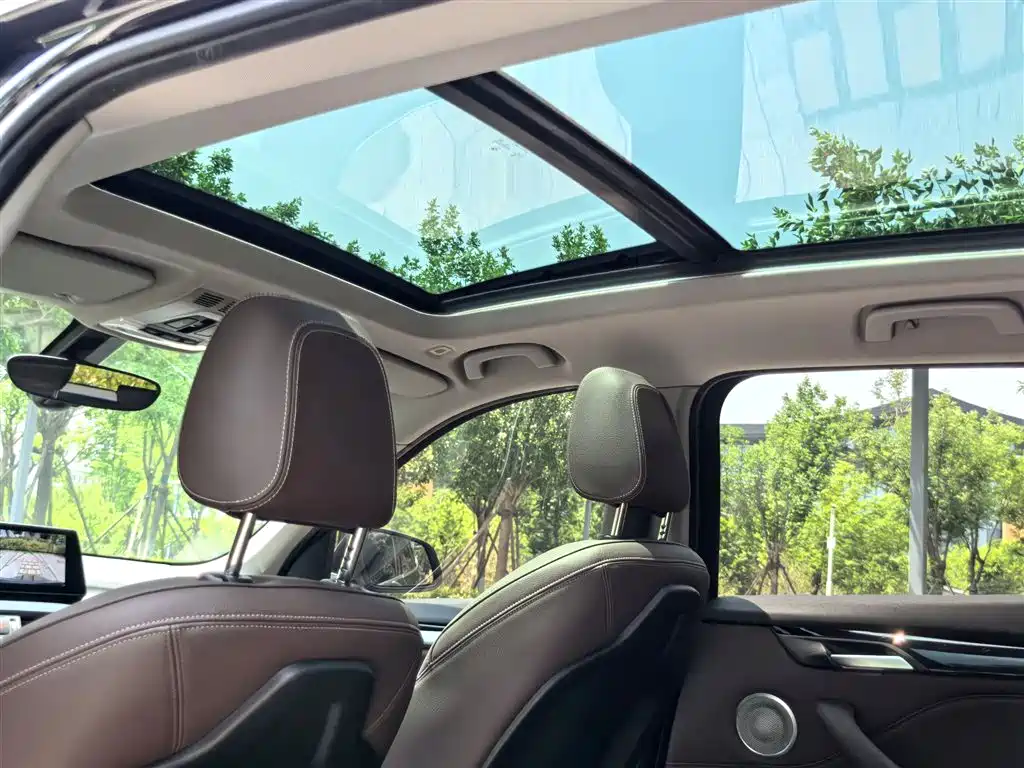 BMW X1 2022 sDrive25Li Leading фото 8