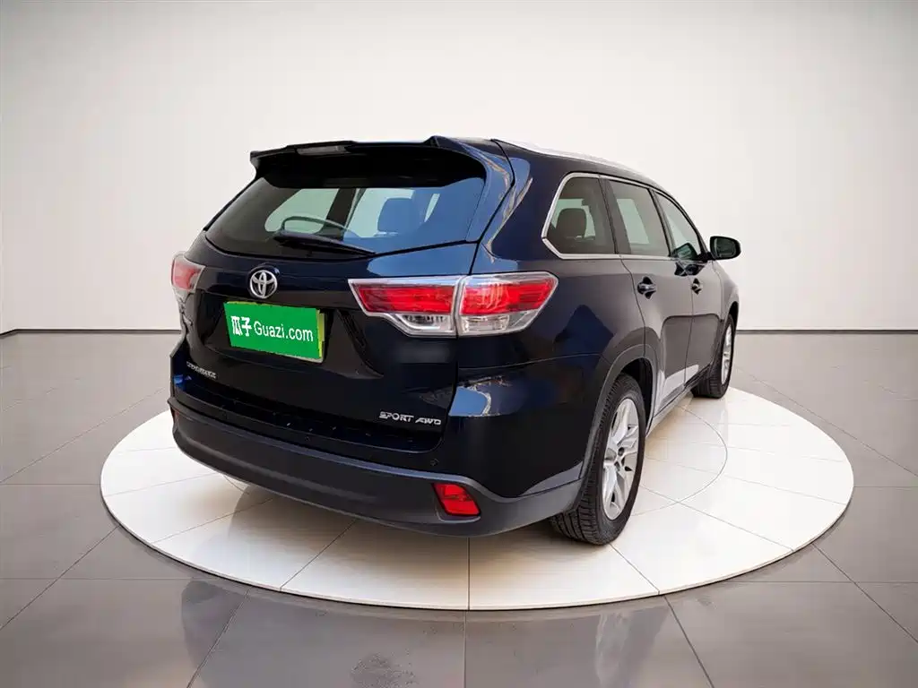Toyota Highlander 2015 2.0T AWD Luxury Edition 7-seater фото 4