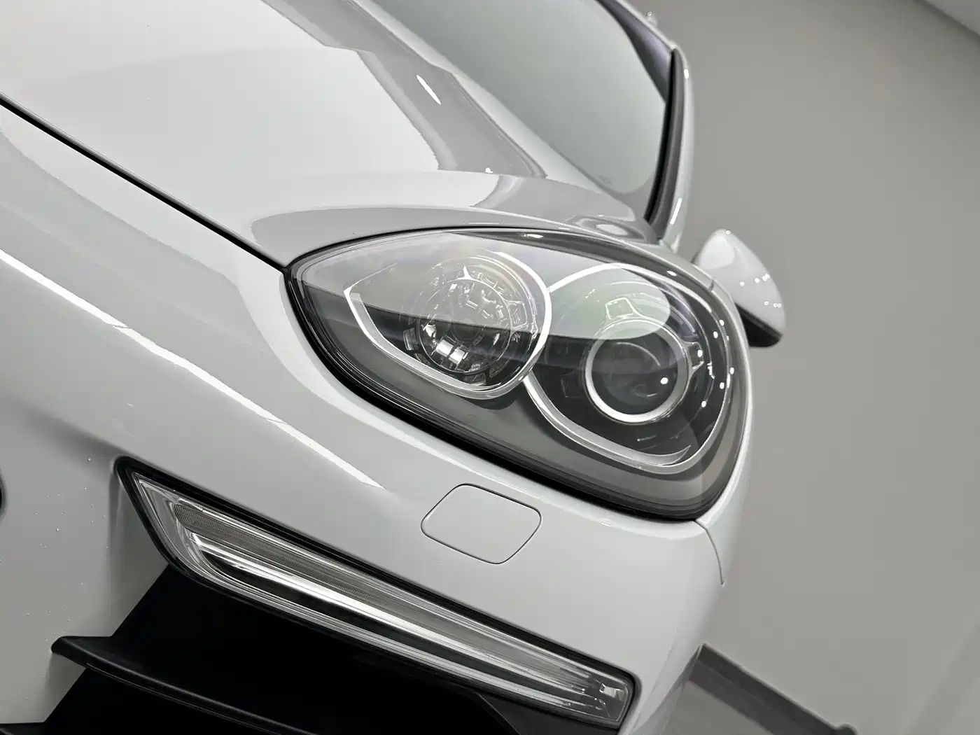 Porsche Cayenne 2015 Cayenne 3.0T фото 16