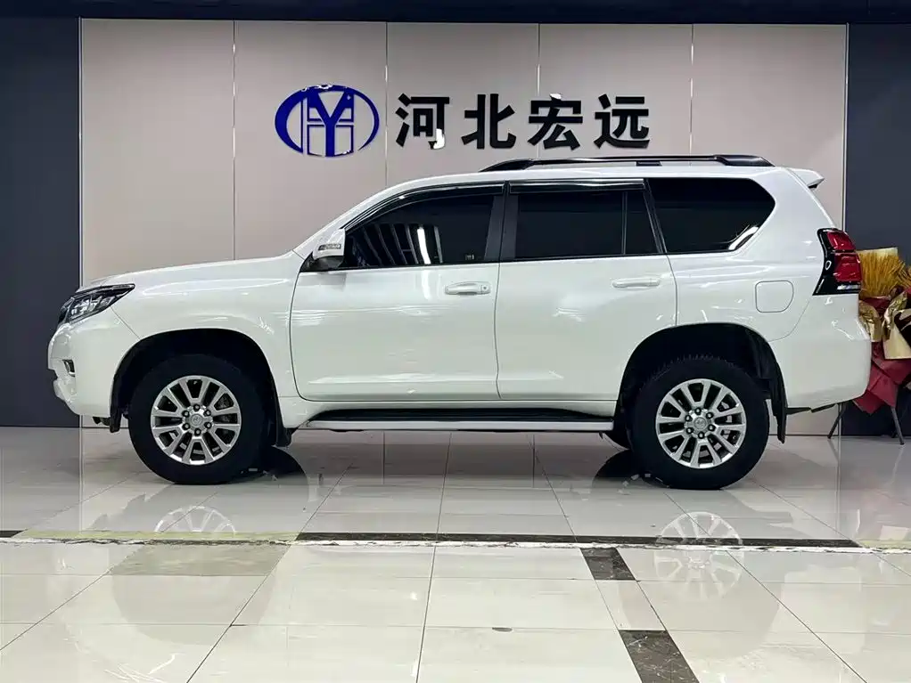 Toyota Prado 2018 3.5L Auto TX-L фото 3