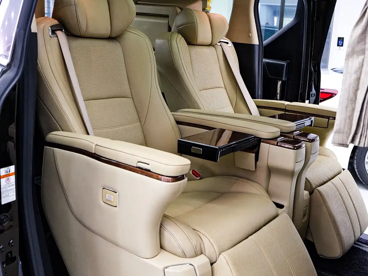 Toyota Alphard 2018 Facelift 3.5L Premium Edition фото 13