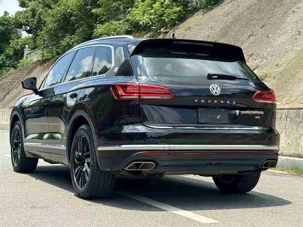 Volkswagen Touareg 2019 2.0TSI Sharp Wing Edition China V фото 4