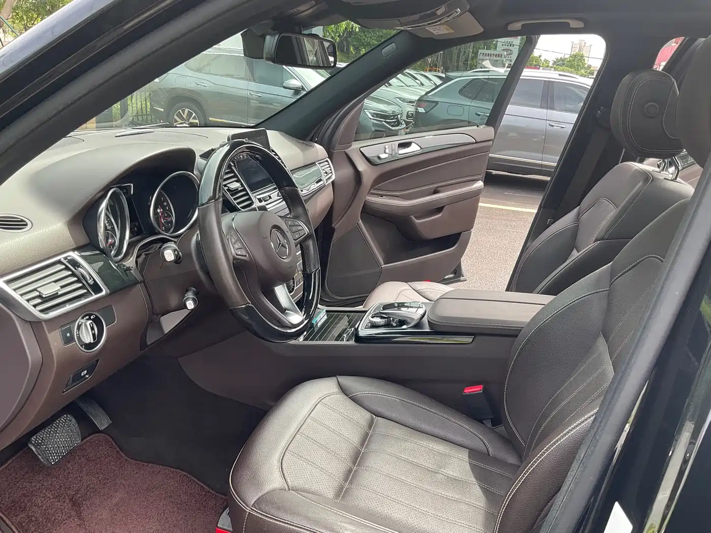 Фото 8 - Mercedes-Benz GLE