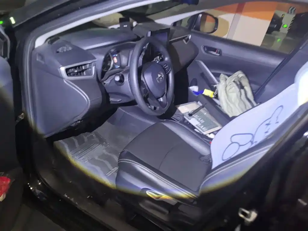 Toyota Corolla Cross 2022 2.0L Pioneer Edition фото 16