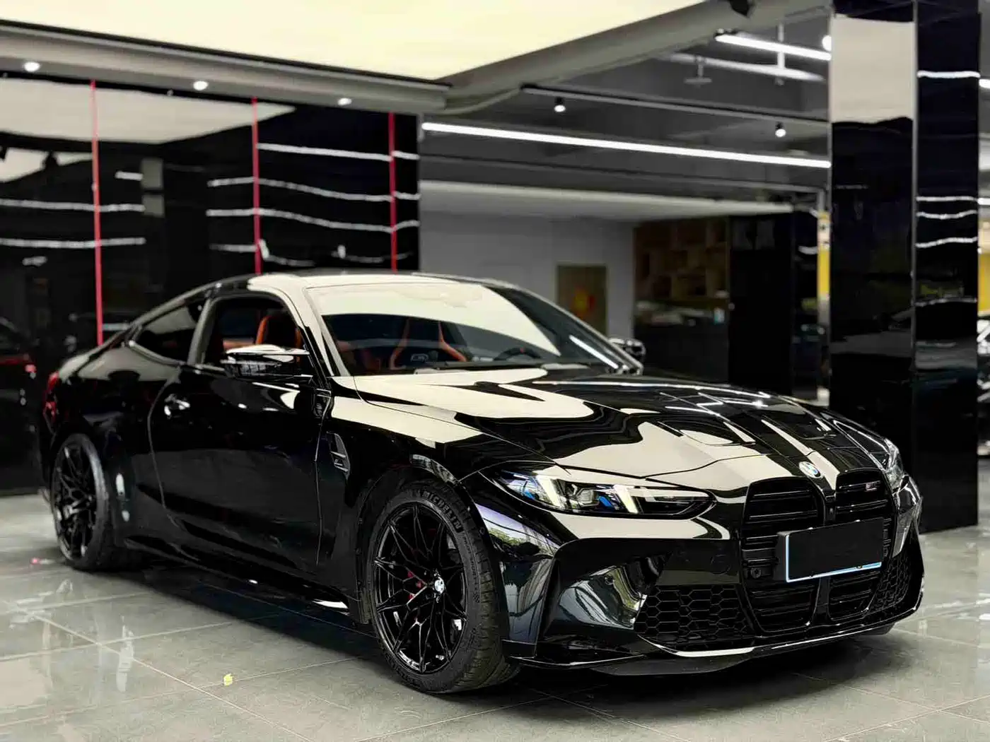 BMW M4 2024 BMW M4 Coupe M xDrive Competition фото 3