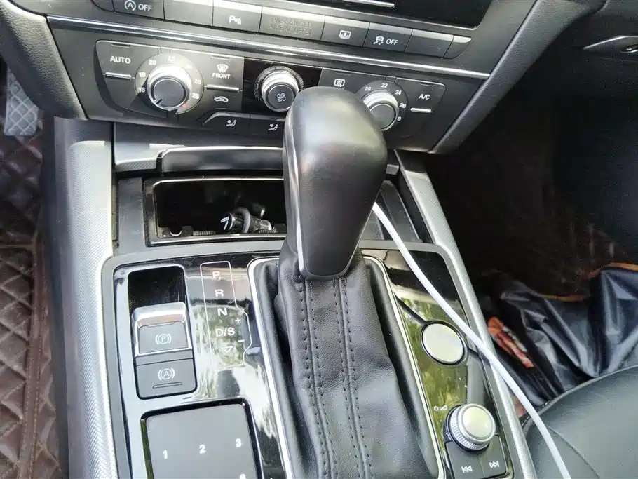 Audi A6L 2017 TFSI Technology фото 16
