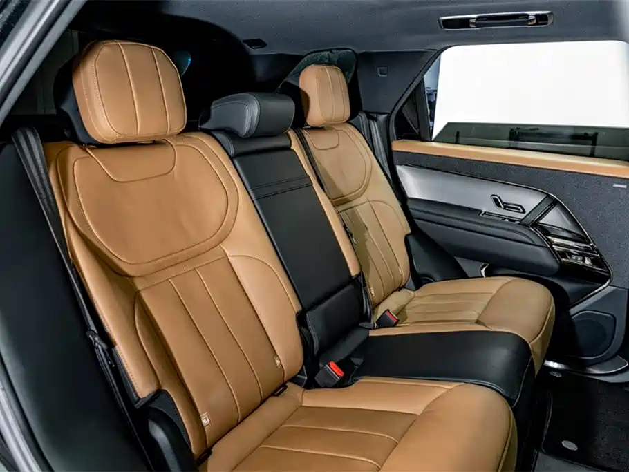 Land Rover Range Rover Sport 2023 400PS Dynamic SE фото 23