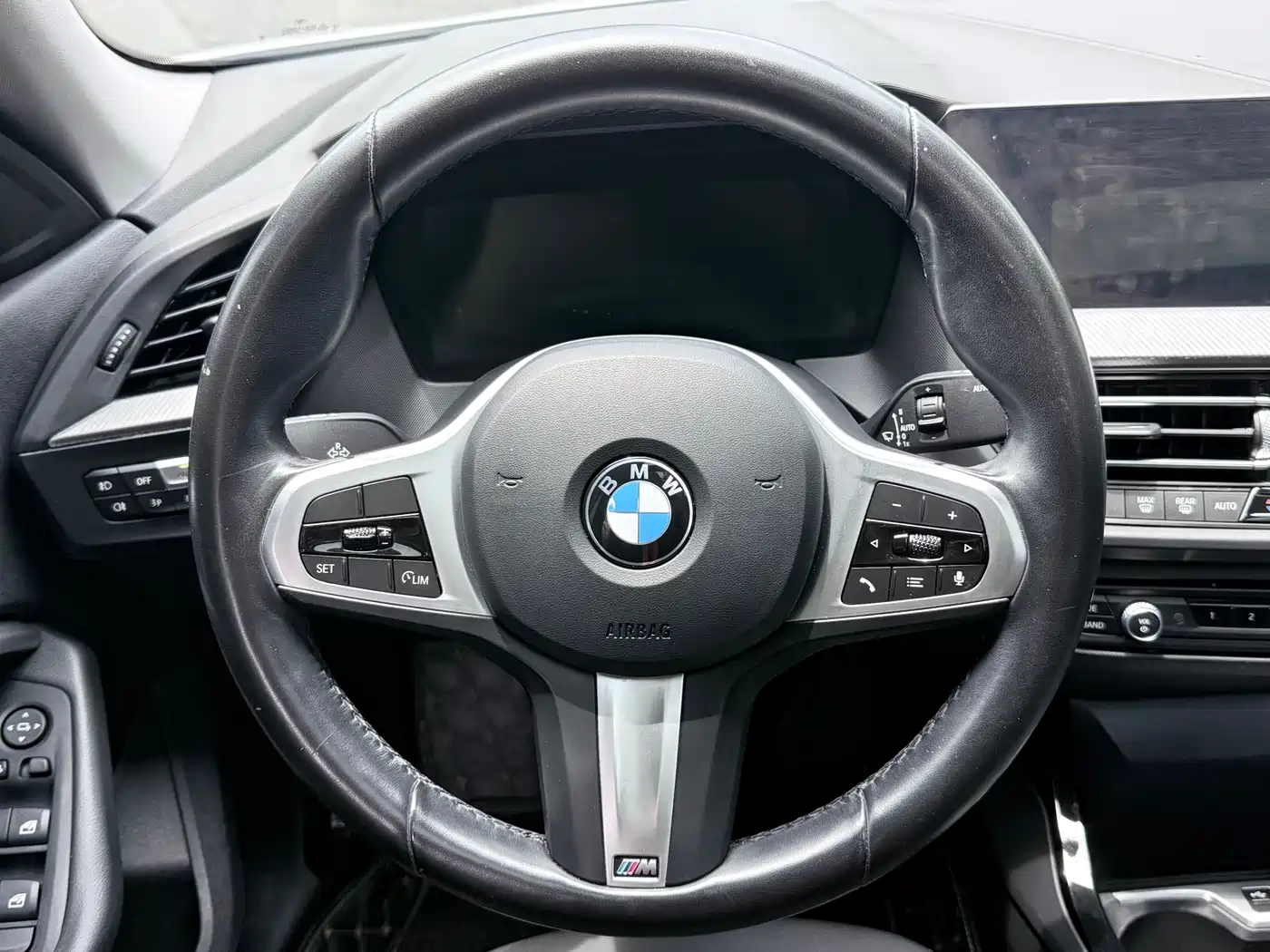 BMW 2 Series (Import) 2023 225i 4-Door Coupe M Sport Package фото 10