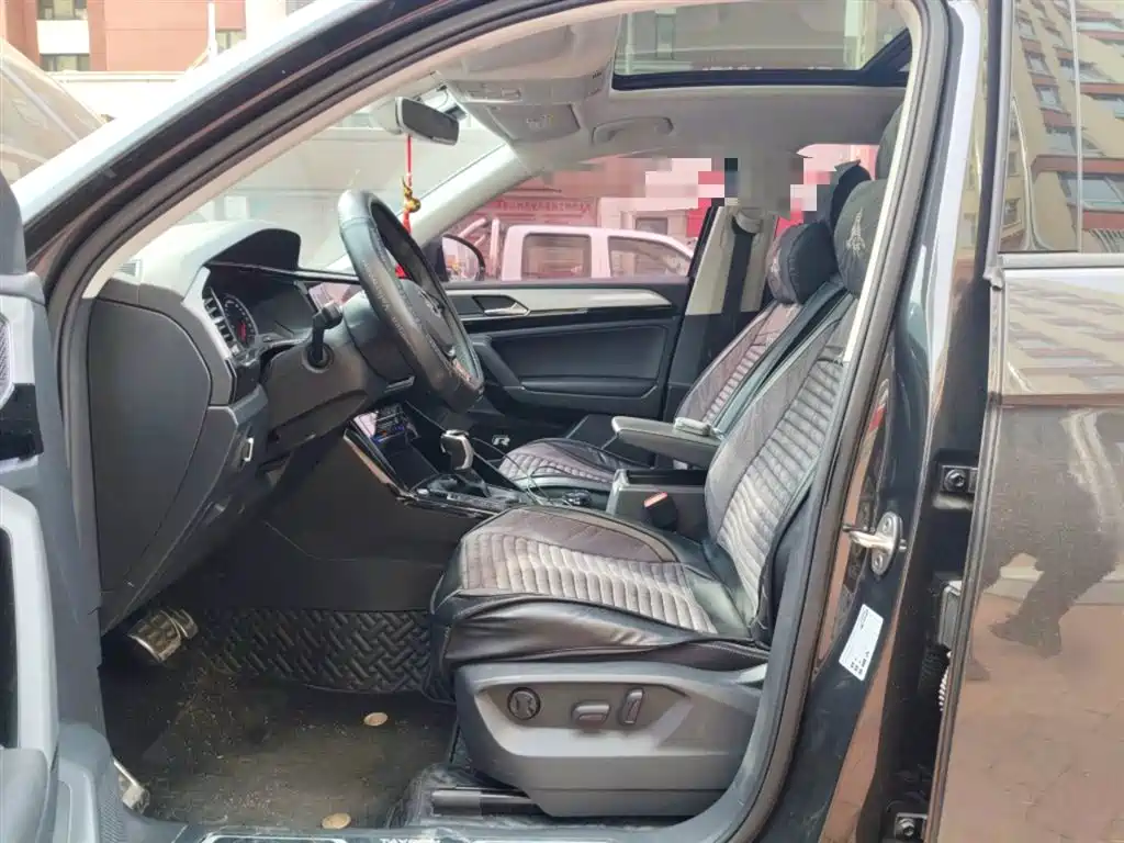 Volkswagen Tayron 2021 280TSI 2WD Luxury Smart Connect фото 11