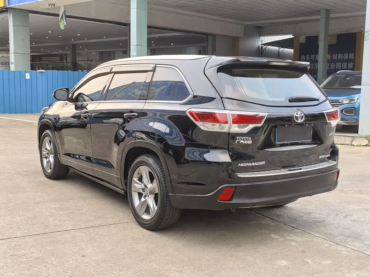 Toyota Highlander 2015 2.0T AWD Luxury Edition 7-seater фото 4