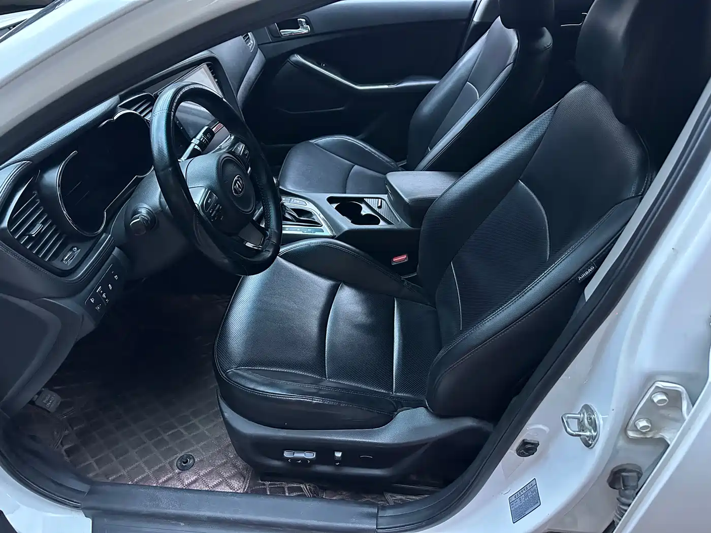 Kia K5 2014 2014 2.0L Automatic LUXURY