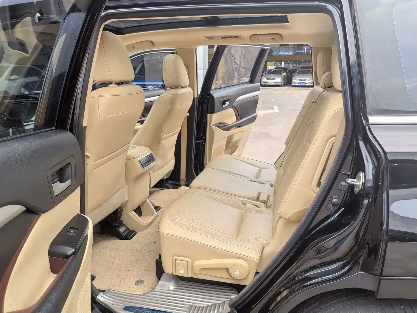 Toyota Highlander 2015 2.0T AWD Luxury Edition 7-seater фото 11