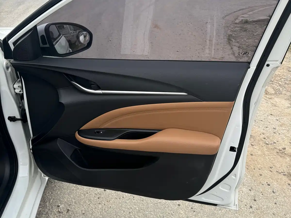 Buick Excelle 2018 18T Automatic Flagship фото 5