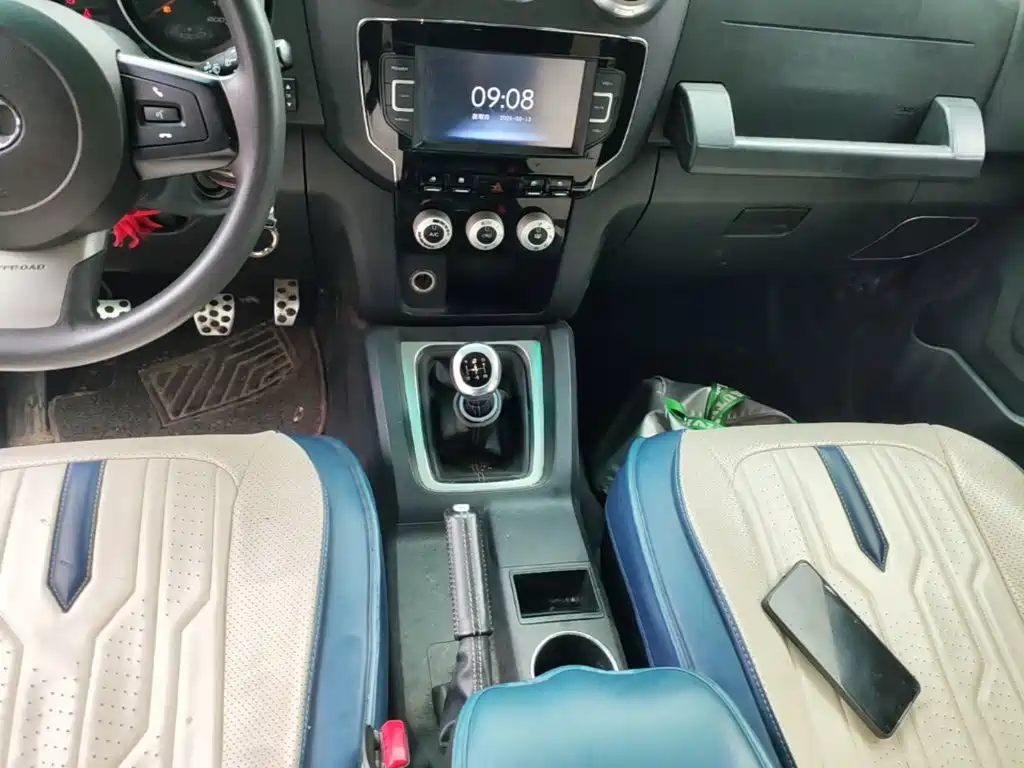 BAIC ORV Beijing Offroad BJ40 2017 2016 Model 40L 2.0T Manual 2WD Luxury