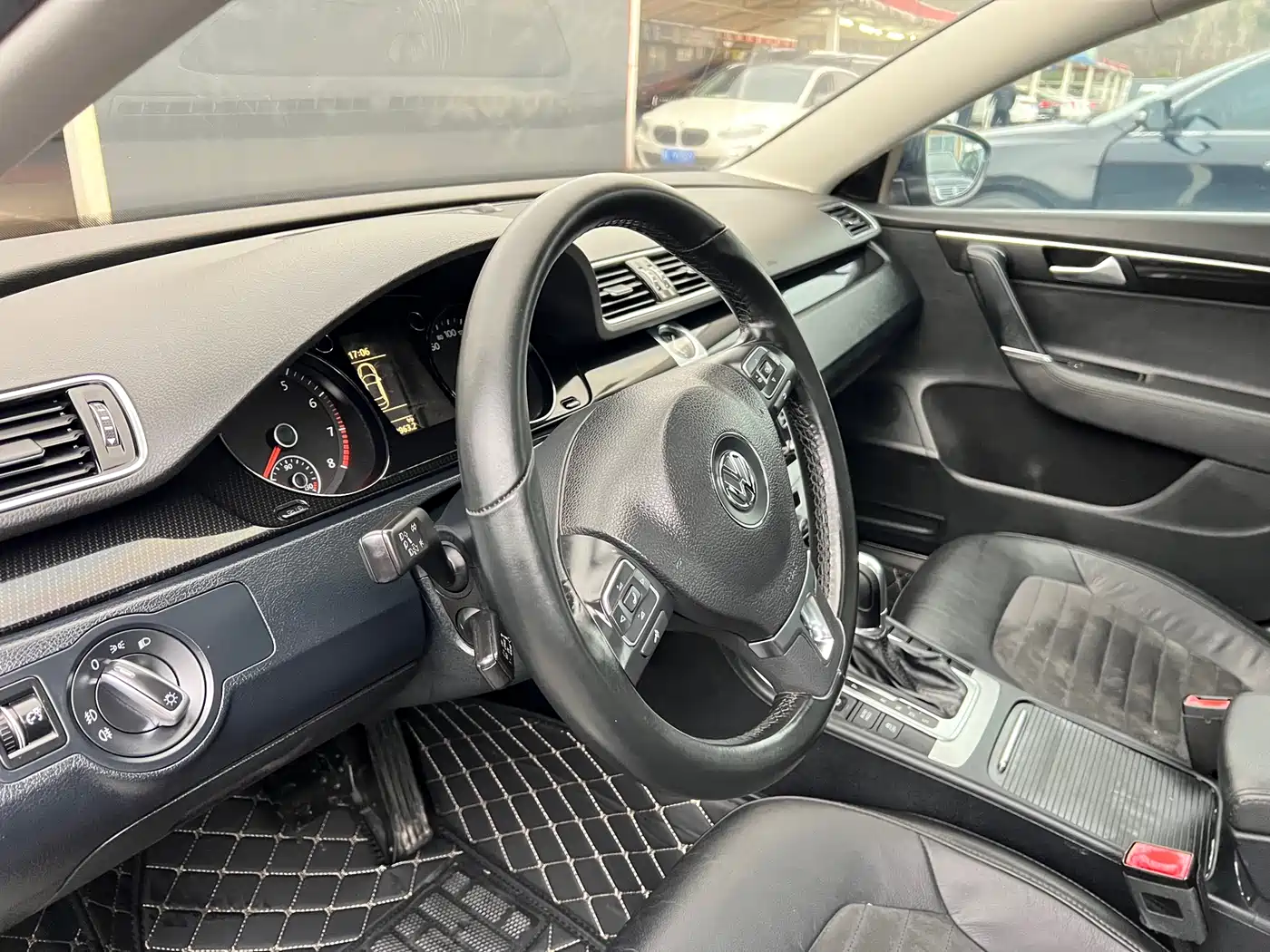 Volkswagen Magotan 2015 1.8TSI Luxury фото 8