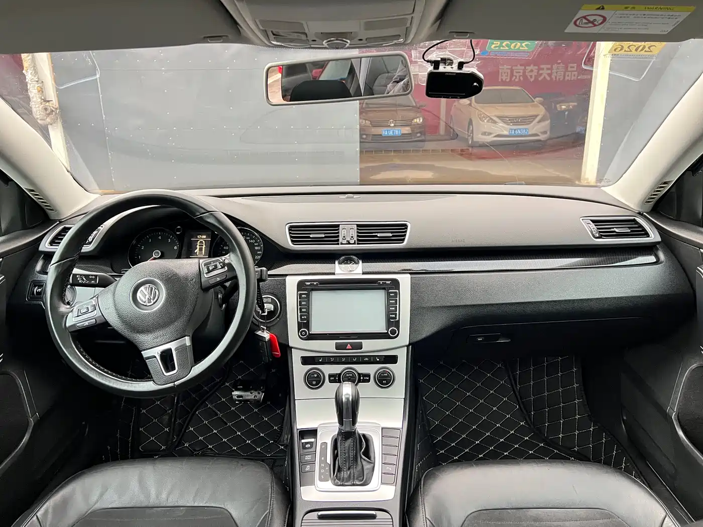 Volkswagen Magotan 2015 1.8TSI Luxury фото 15