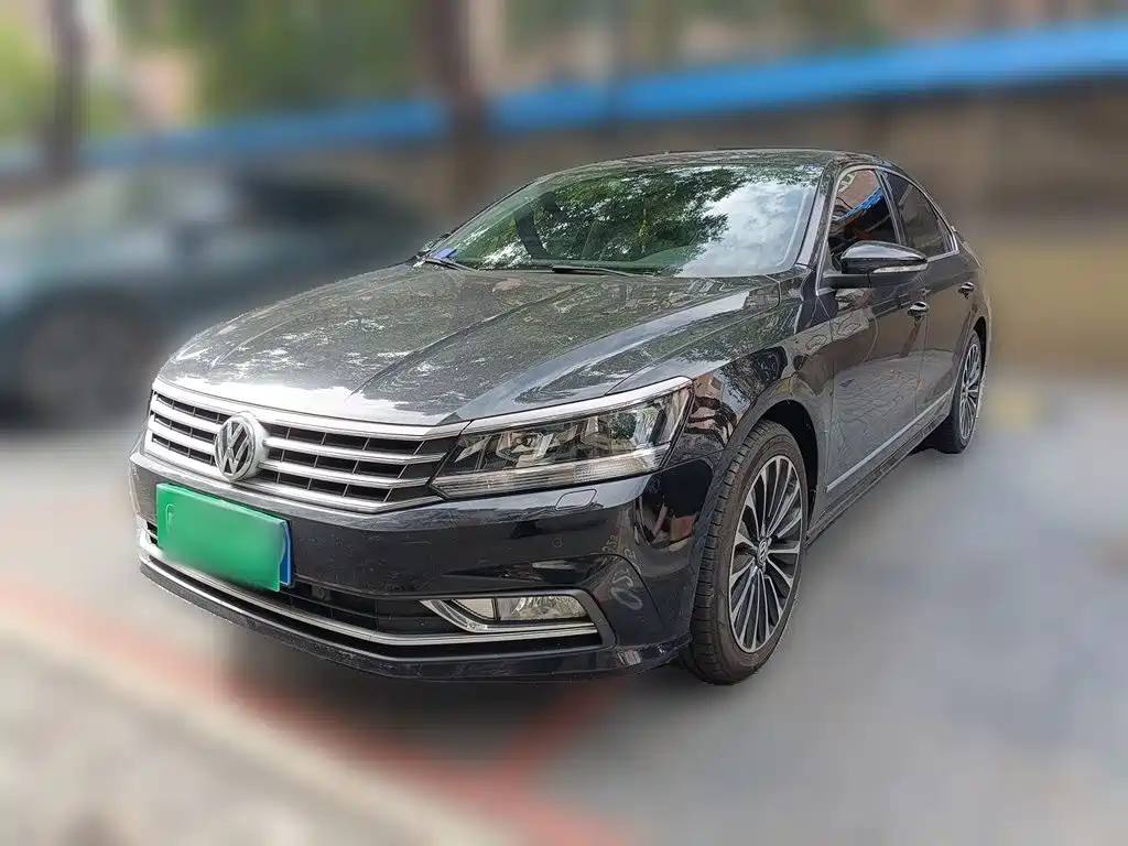 Volkswagen Passat 2017 330TSI DSG Luxury