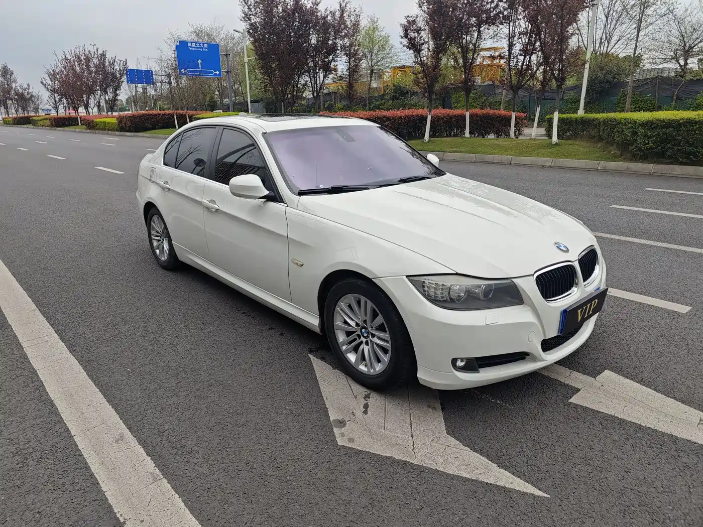 BMW 3 Series 2012 320i Luxury фото 7