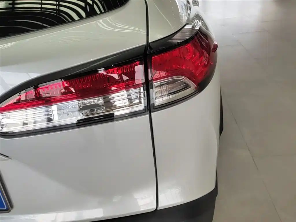 Toyota Frontlander 2025 2.0L CVT Base Version фото 8