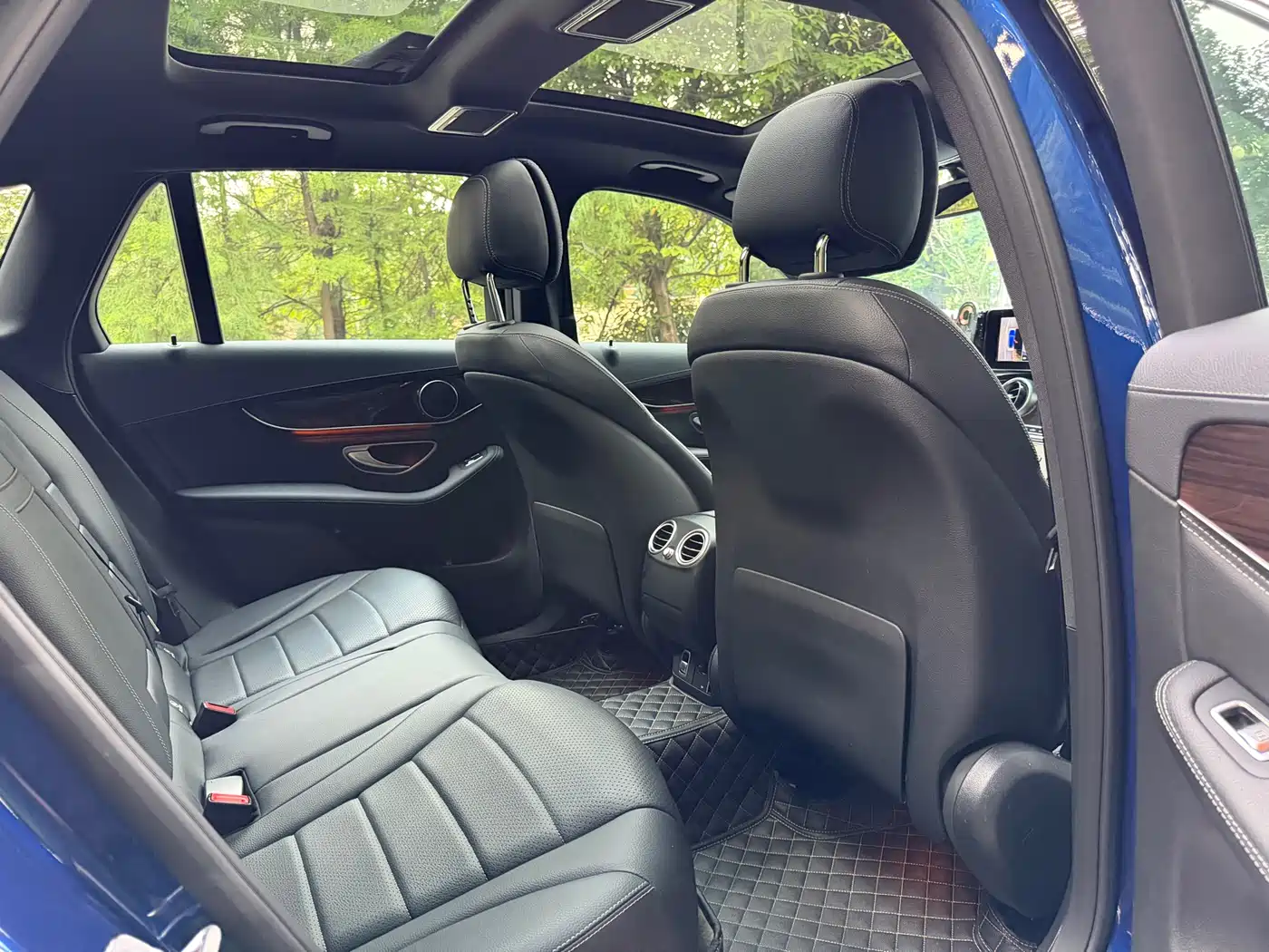 Mercedes-Benz GLC 2019 GLC 260 L 4MATIC Luxury фото 11