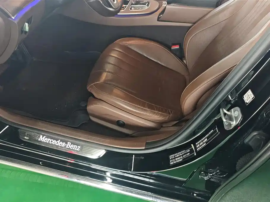 Mercedes-Benz E-Class 2020 E 300 L Luxury Model фото 9