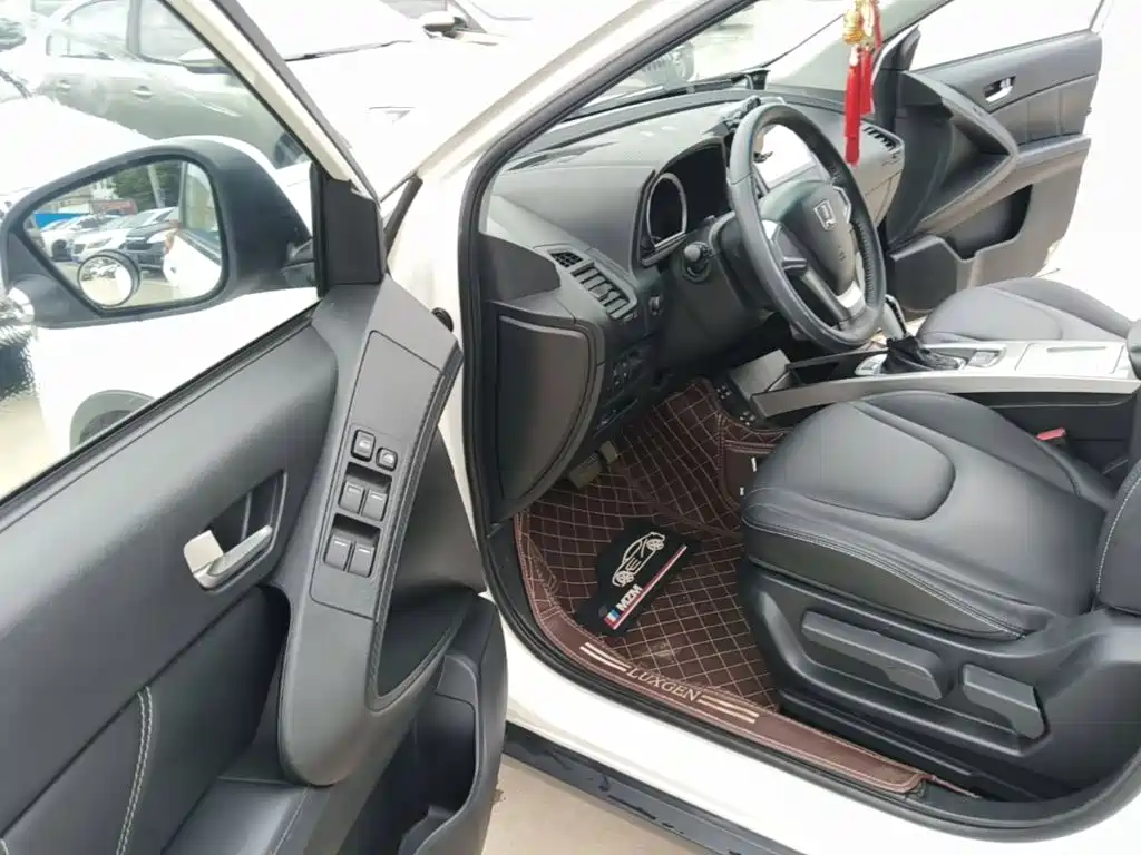 Luxgen U6 SUV 2016 2015 1.8T Fashion Upgrade