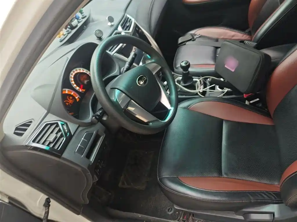 BYD F3 2016 1.5L Manual Luxury фото 11