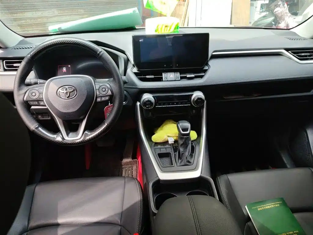 Toyota Wildlander 2023 2.0L CVT FWD Luxury PLUS фото 6