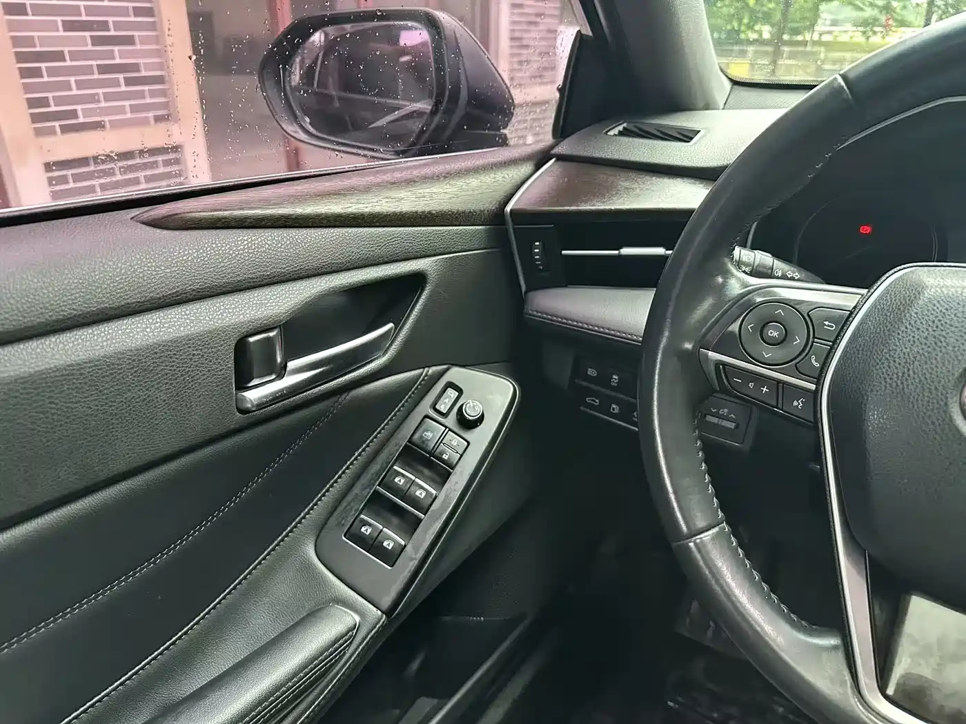 Toyota Avalon 2020 2019 2.0L XLE Premium Edition (China VI)